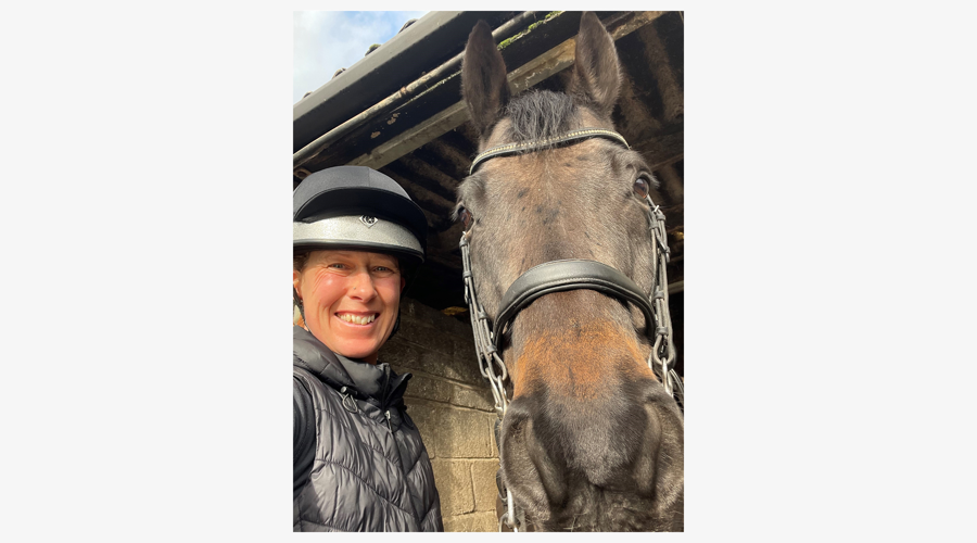 Sarah Huntridge Border Grey