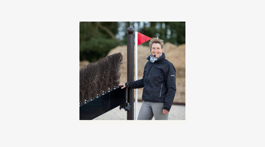 El Training Image Border Grey