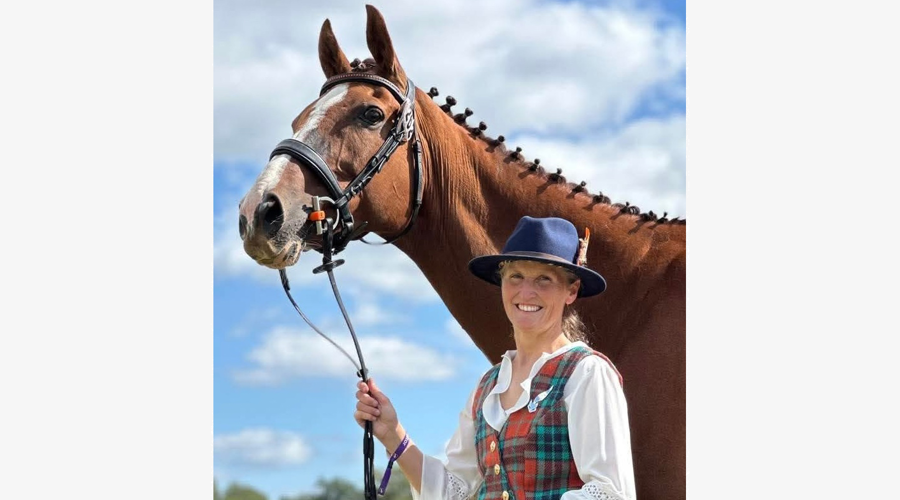 Img 0852 Copy Border Grey