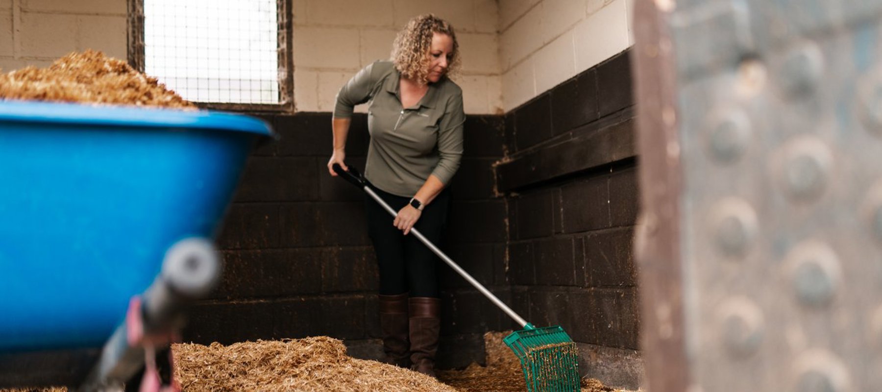 BHS Swallowfield Mucking Out