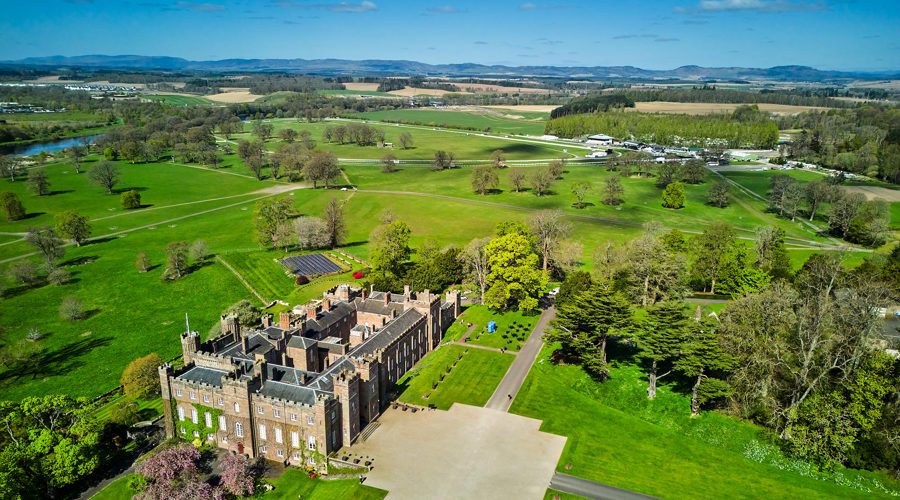 Racecourse & Palace Main Image, Skyline