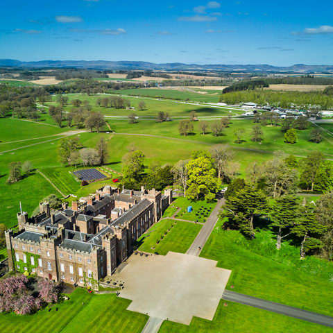 Racecourse & Palace Main Image, Skyline