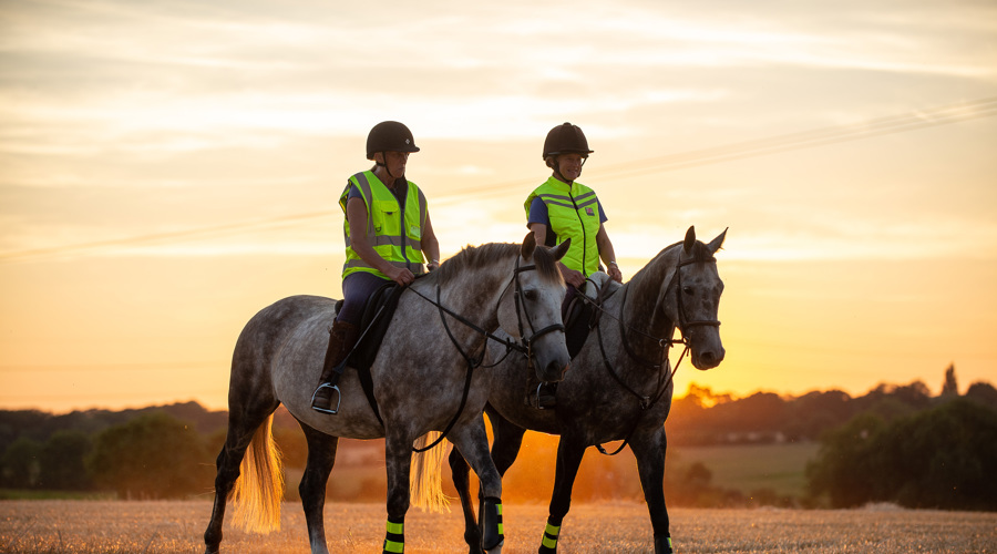 BHS SUMMER COVER SHOOT 15263